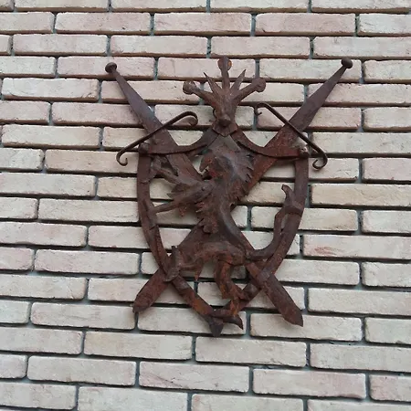 Castello Гостевой дом